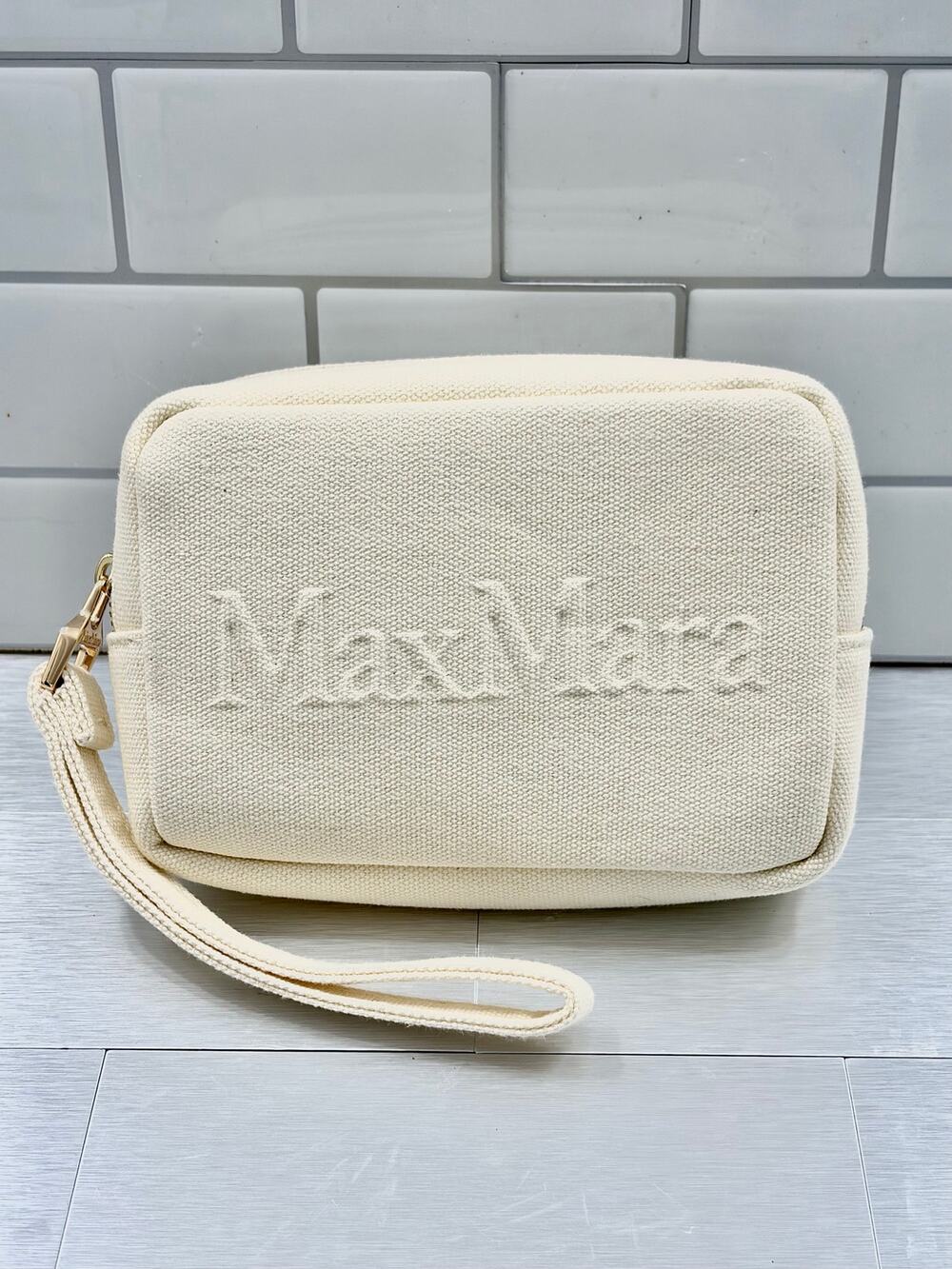 Max Mara Leccio MM Beauty Case Cream Canvas Wristlet Clutch (NWOT)